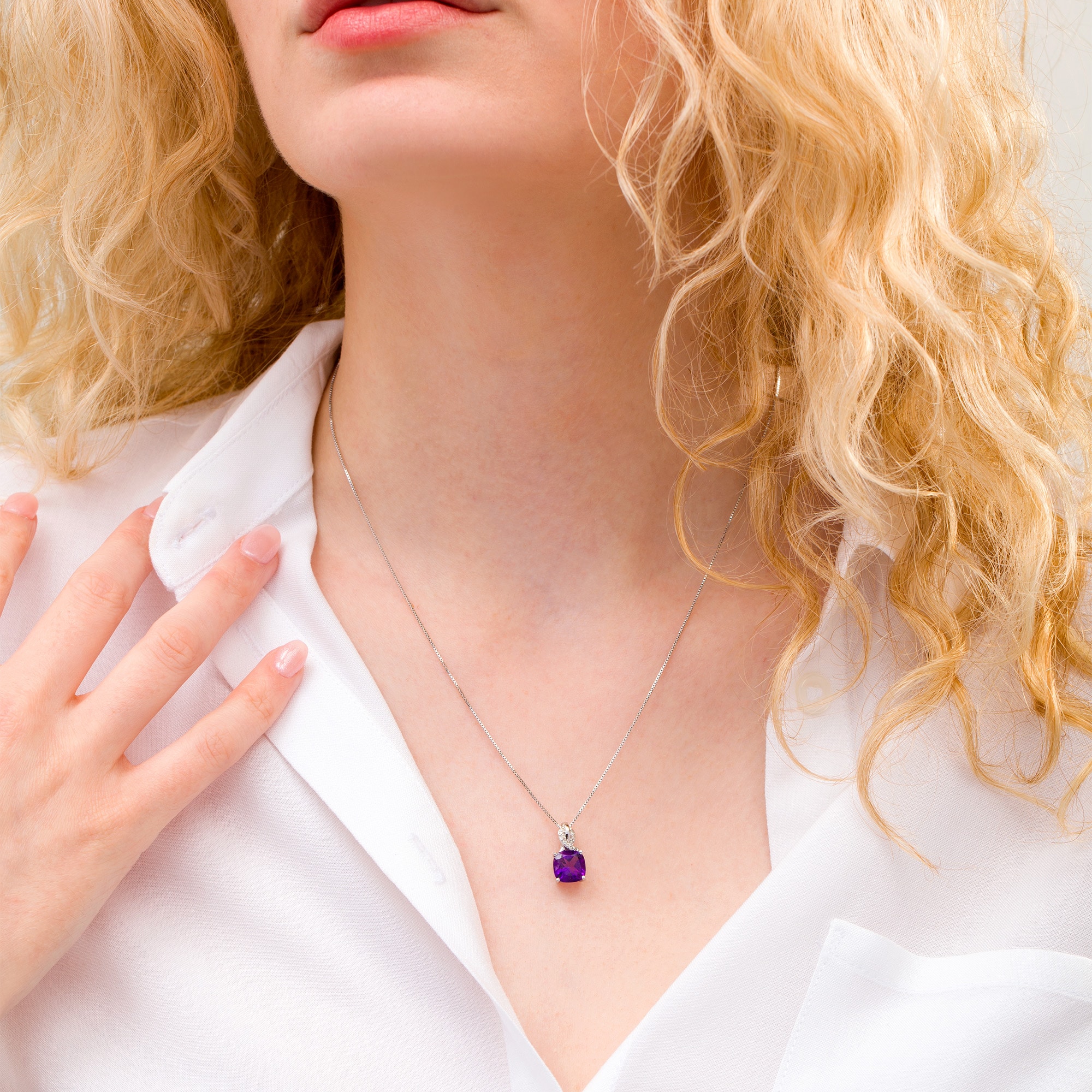 8.0mm Cushion-Cut Amethyst and 1/20 CT. T.W. Diamond Ribbon Top