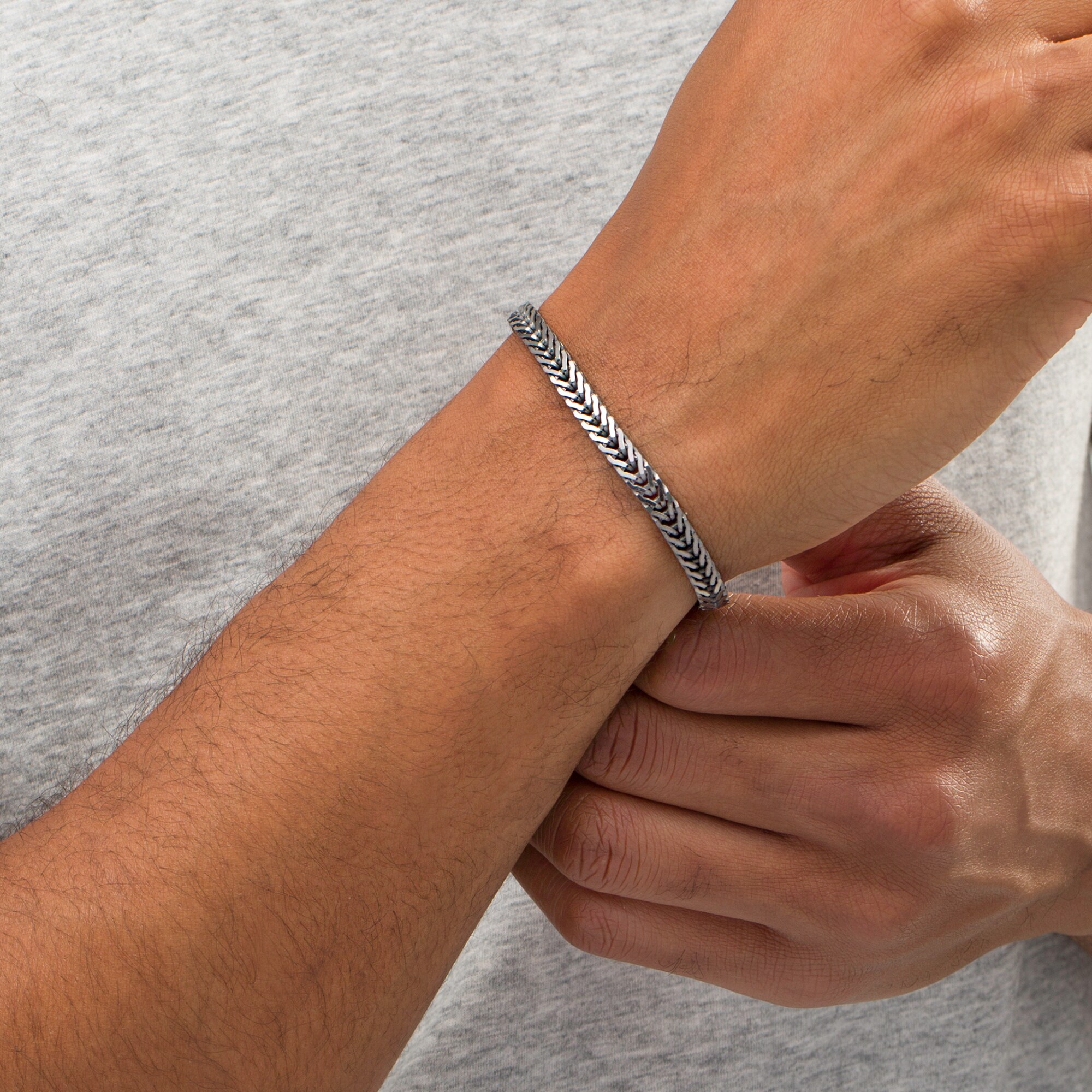 Vera Wang Men 6.0mm Foxtail Chain Bracelet in Solid Sterling