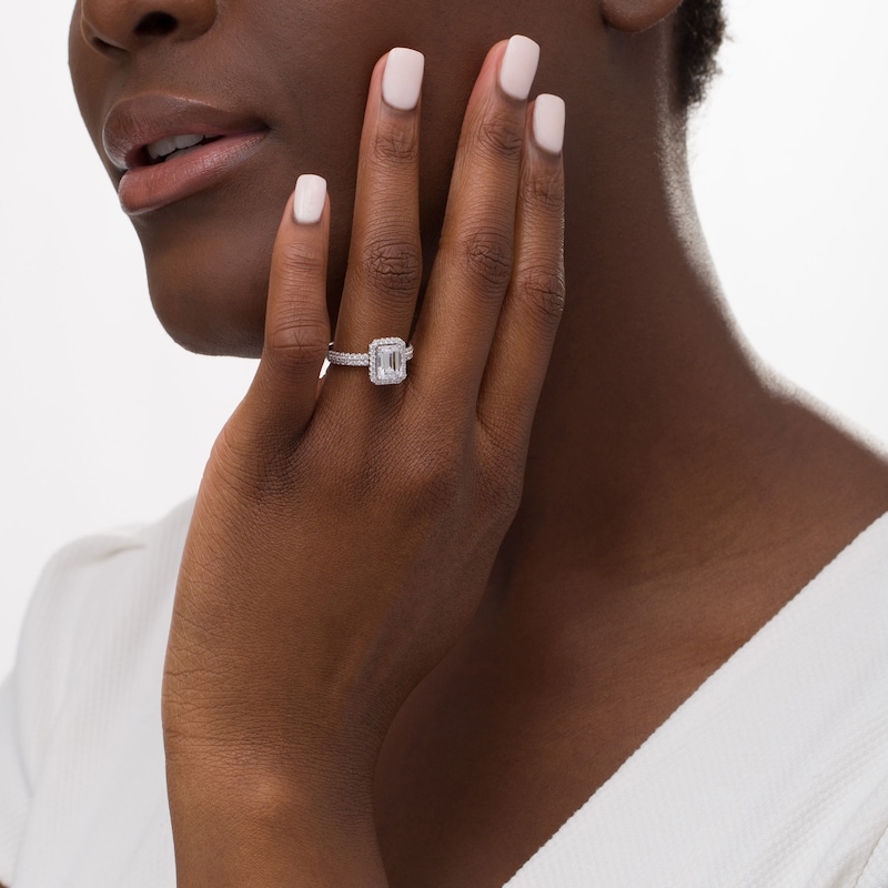 Certified Lab-Grown Emerald-Cut Diamond Frame
