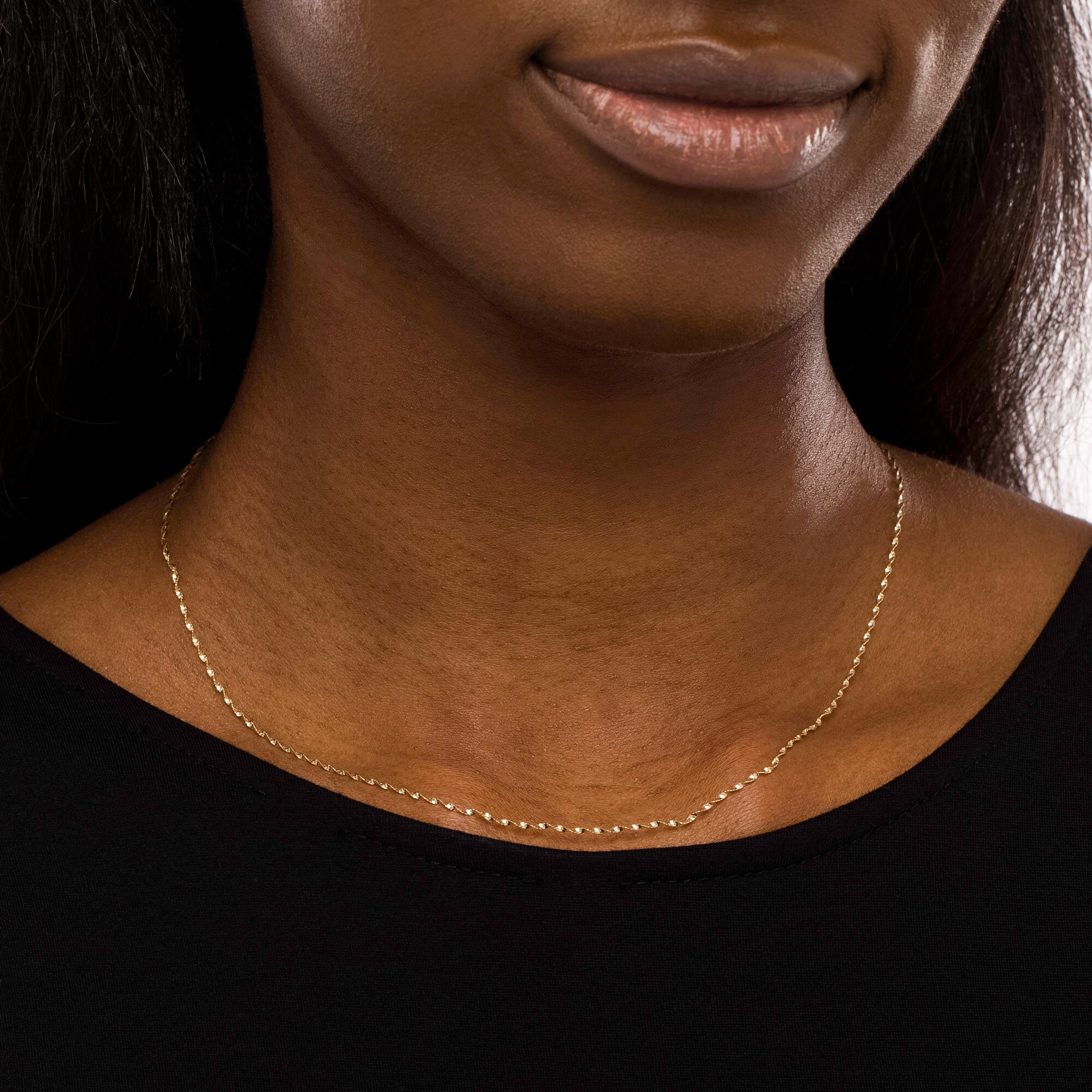 0.8mm Diamond-Cut Twisted Link Chain Necklace in Hollow 14K Gold