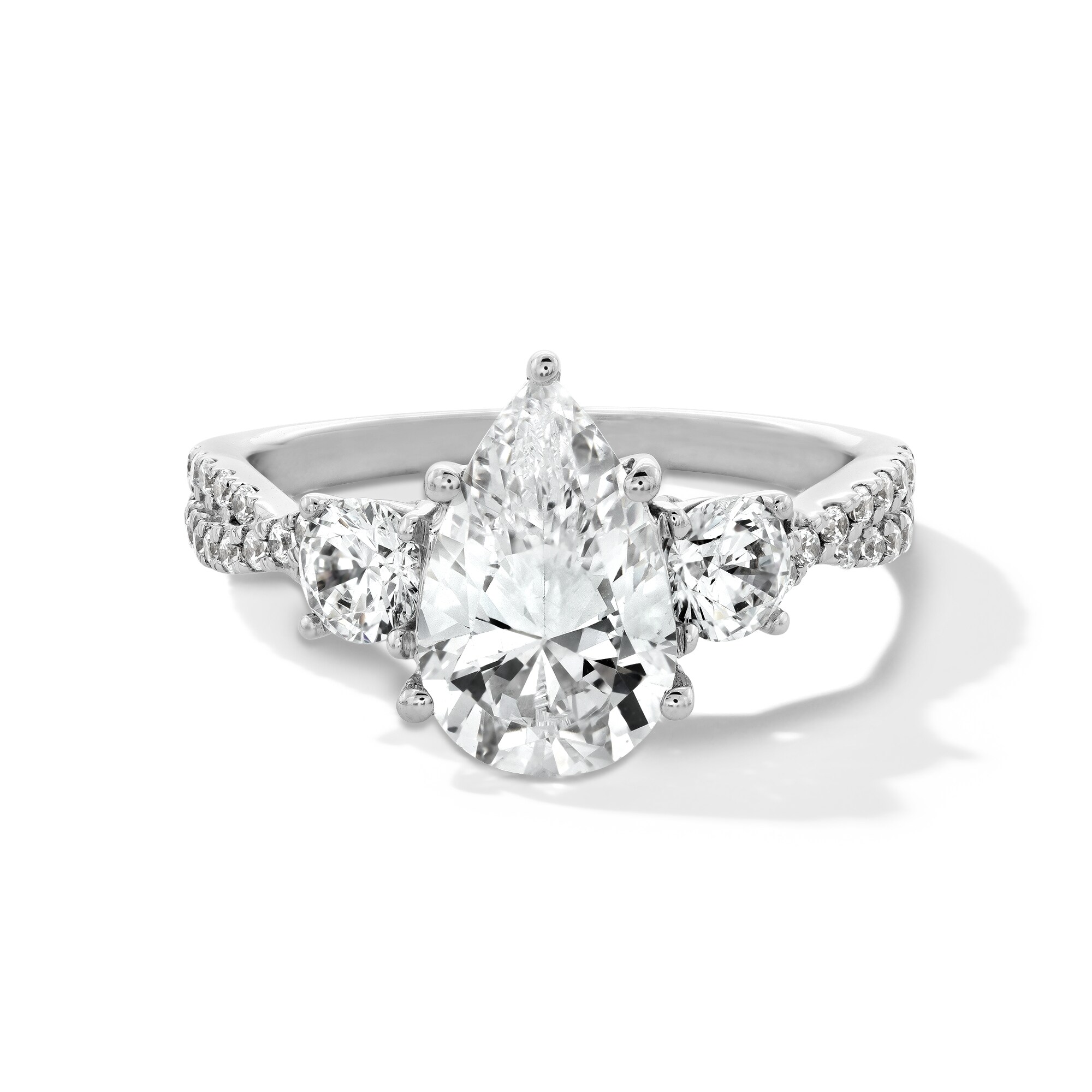 CLASSICAL Diamonds 20〜23 Classic Symphony 2-3/4 CT. T.W. Pear-Shaped Certified Lab-Grown