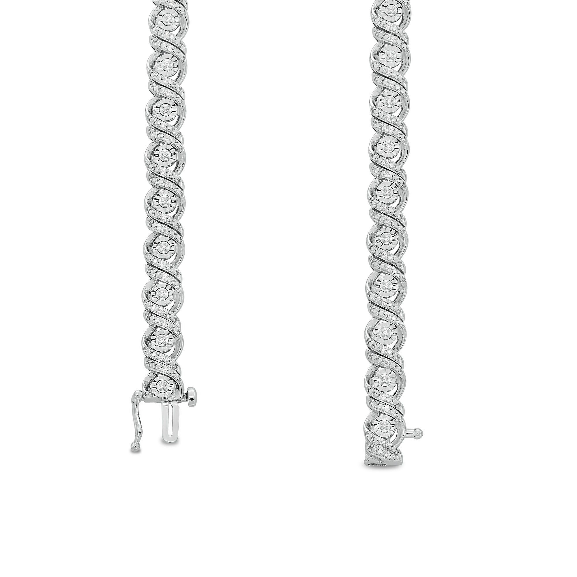 shigealoha　SM 1/4 CT. T.W. Diamond Miracle Bypass Frame Swirl Link Bracelet in