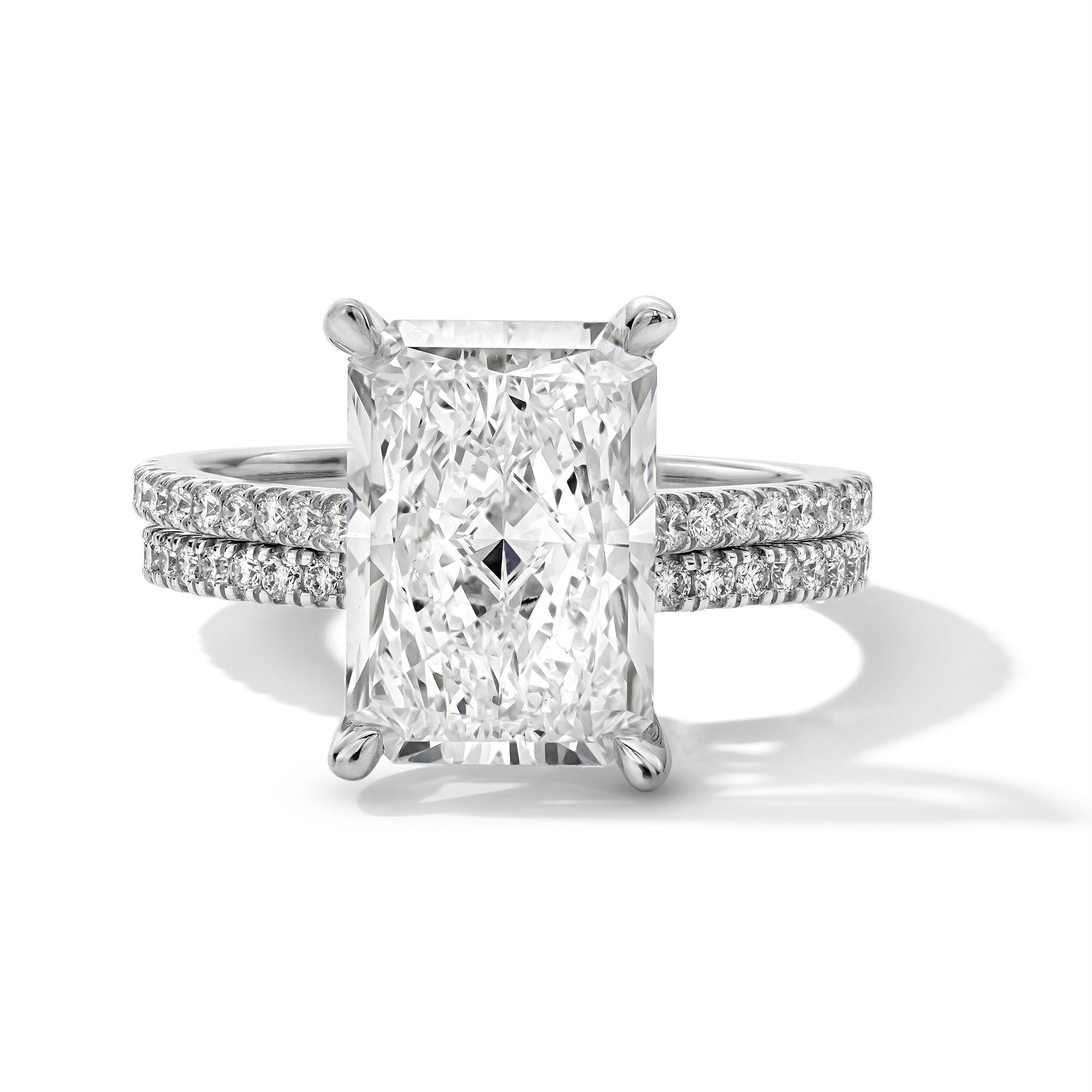 5-5/8 CT. T.W. Radiant-Cut Certified Lab-Grown Diamond Bridal Set