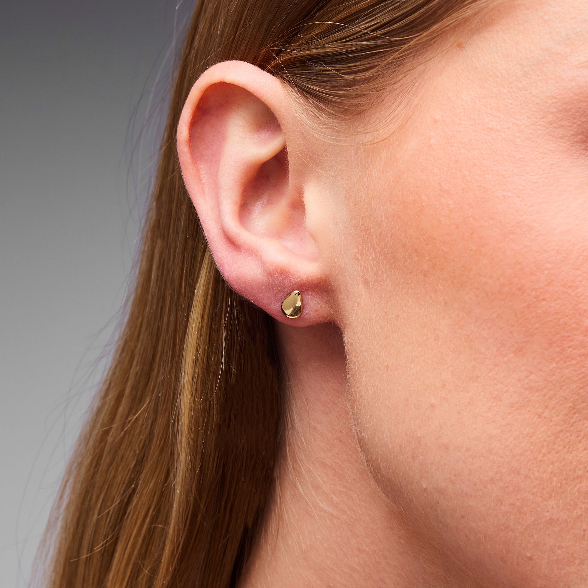 Flat Teardrop Stud Earrings in Hollow 10K Gold | Peoples Jewellers