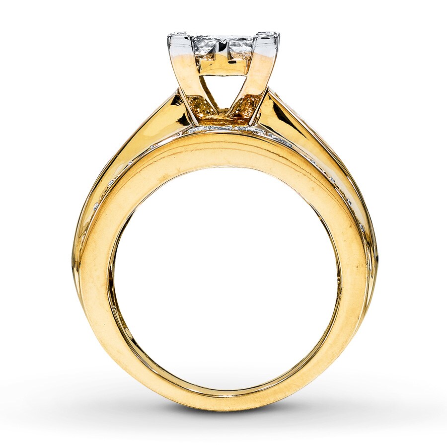 Previously Owned Diamond Engagement Ring 2-5/8 cttw Princess-cut