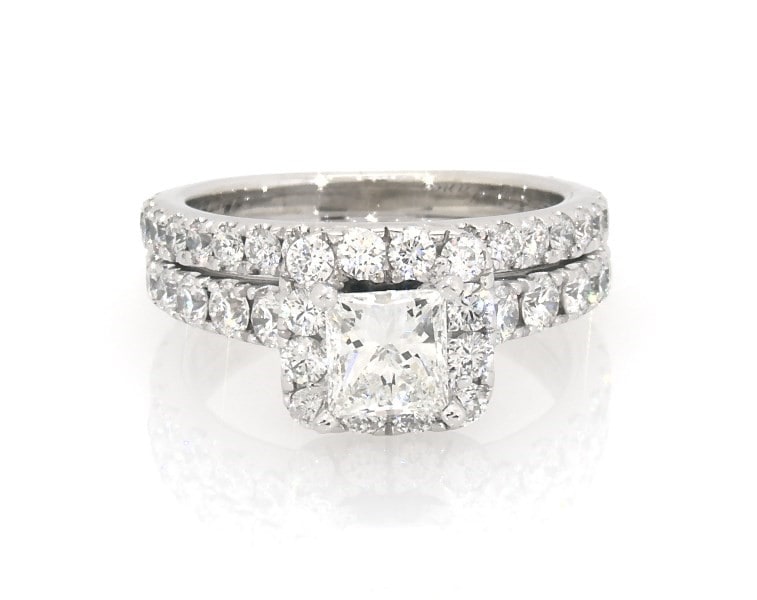 Previously Owned Neil Lane Princess-Cut Diamond Halo Bridal Set 2